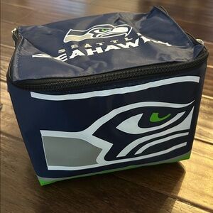 Seahawks small insulated lunch bag